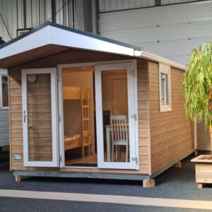 Casa Container T0 15m² – Micro Casa Modular Pronta a Habitar